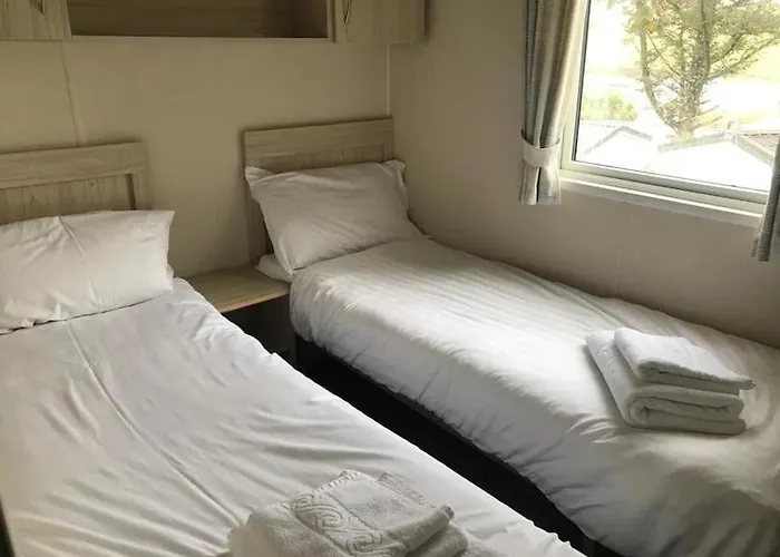 2 Bedroom Caravan. Newquay. Cornwall.